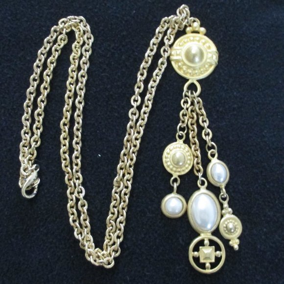 The Limited Jewelry - VINTAGE MATTE GOLDTONE NECKLACE